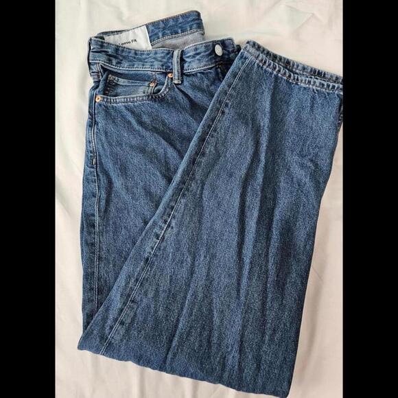 H&M Men's Loose Fit Blue Jeans - Size 34/32 - Picture 1 of 3